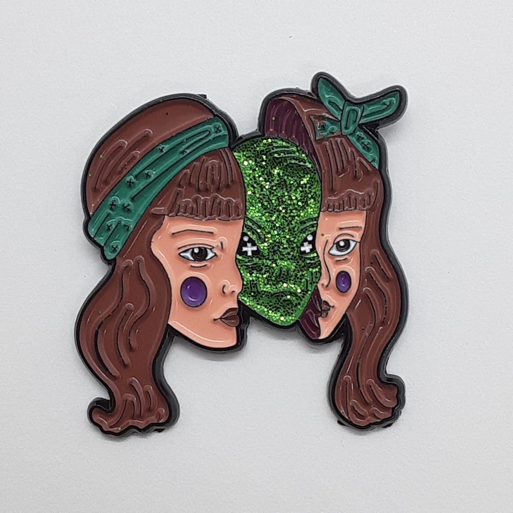 Alien Head Glitter Enamel pin
